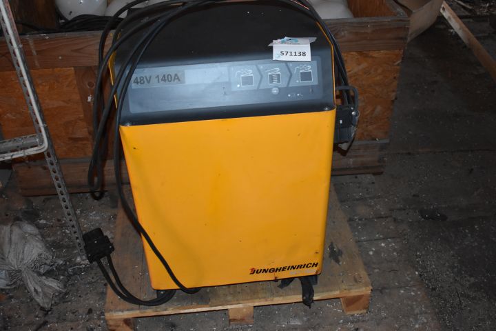 571138-2 Jungheinrich SLT 100 JH charger