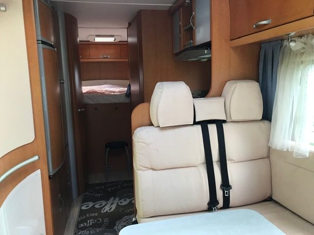 609292-28 Camper van LMC Liberty 690 EOG422 - 08