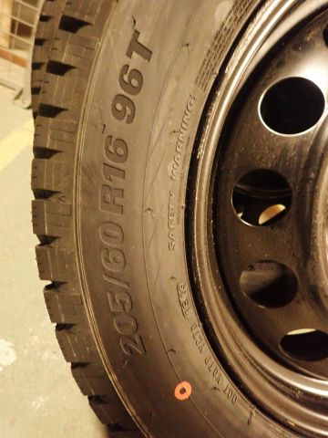 577943-6 4pcs new winter tires on Citroen / peugeot plate rim 16 "