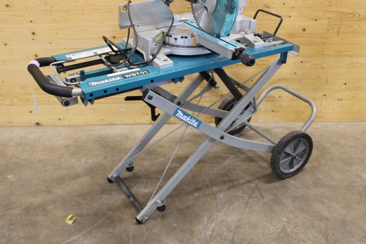 591255-4 Cutting saw with saw table Makita WST01