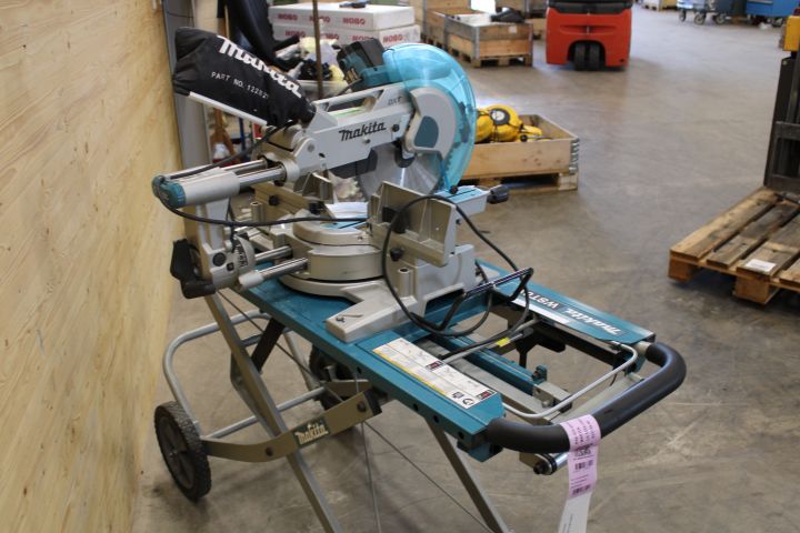 591255-5 Cutting saw with saw table Makita WST01