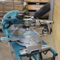 591255-6 Cutting saw with saw table Makita WST01