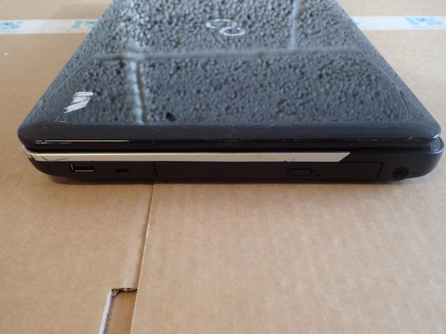520036-6 Fujitsu Lifebook AH531