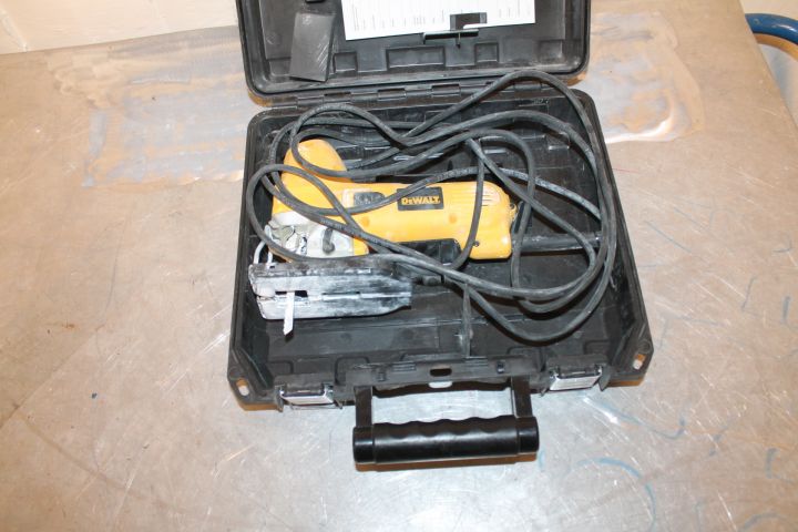 602758-2 DeWalt jigsaw DW343
