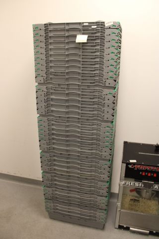 609775-1 Plastbackar returlådor 35st