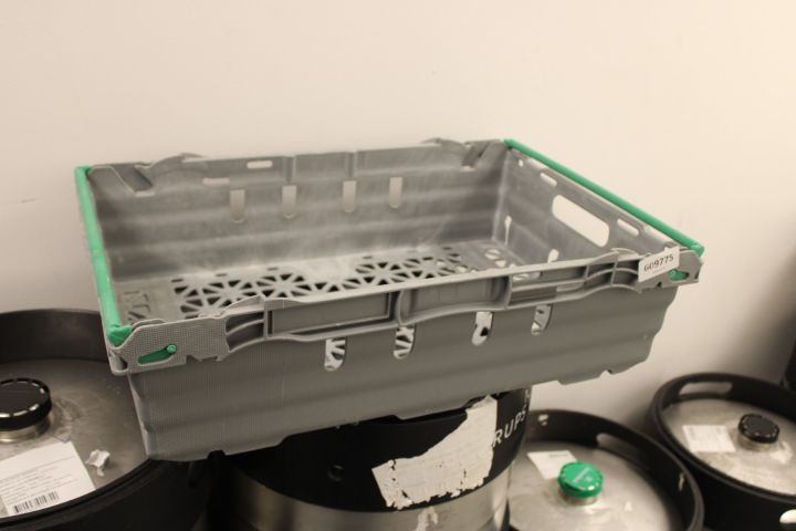 609775-3 Plastbackar returlådor 35st