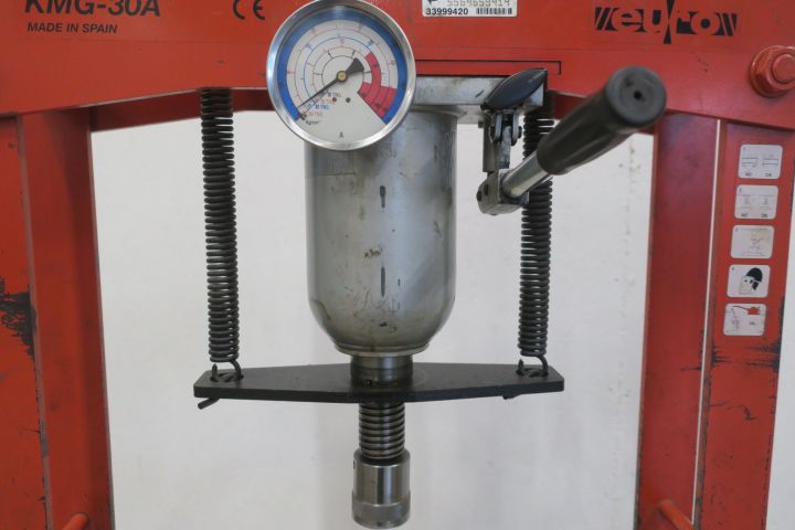 596254-4 Workshop press Mega 30ton