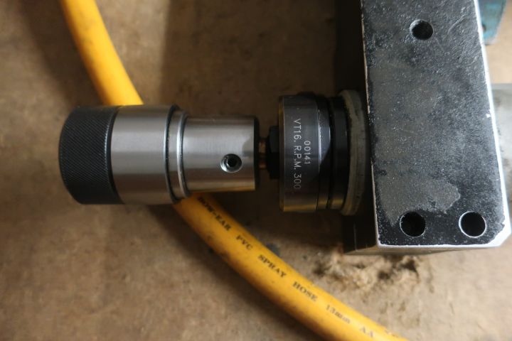 581109-6 Threaded arm, VERTEX