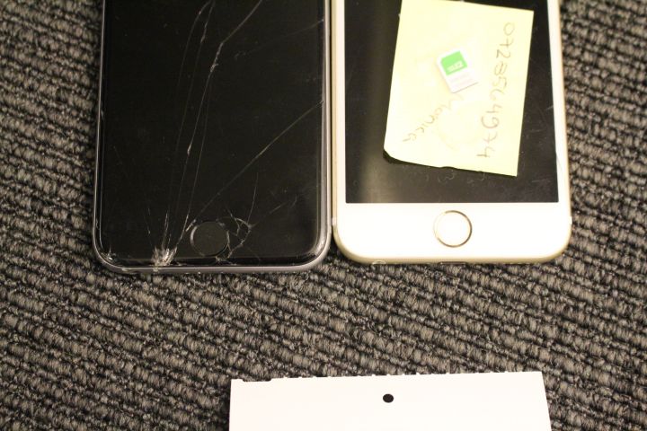 602377-2 Apple iPhone 6S 2 pcs