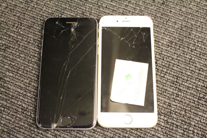 602377-4 Apple iPhone 6S 2 pcs