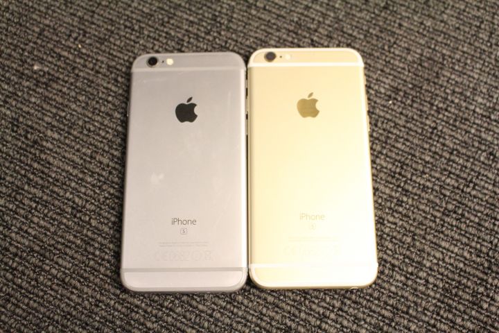 602377-5 Apple iPhone 6S 2 pcs