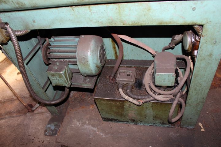 612498-3 Svarv 100x55x110cm