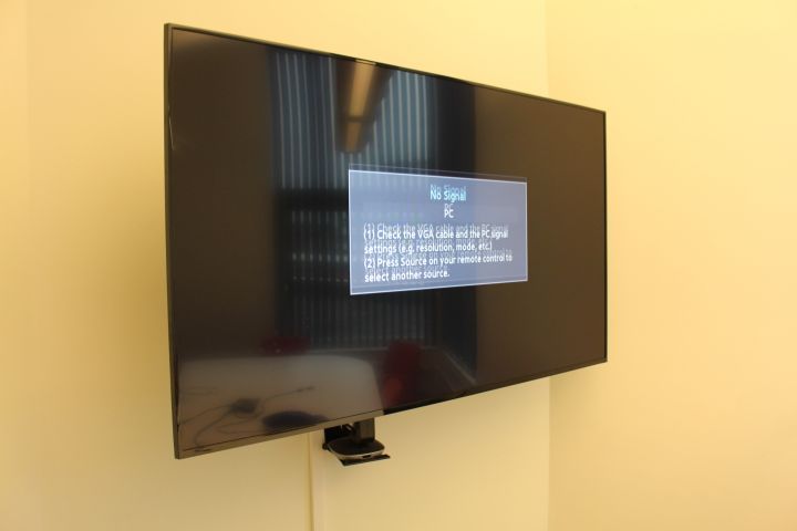 602994-3 TV Samsung LH55DCE 55 "with wall mount