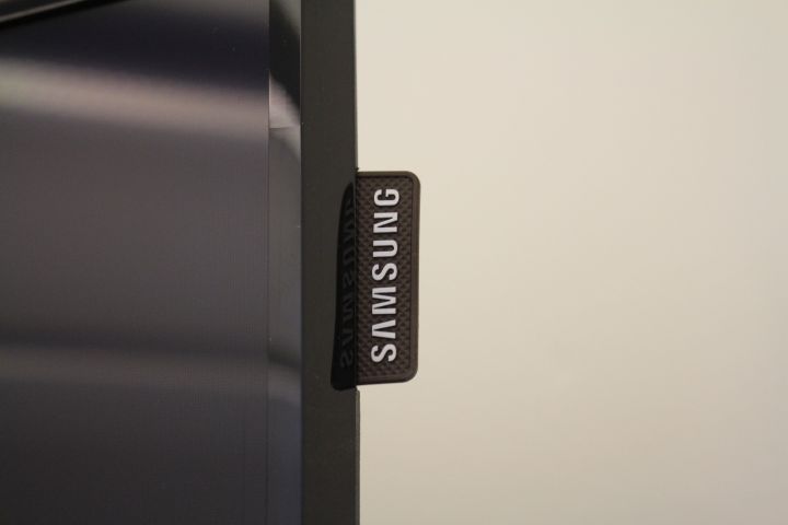 602994-7 TV Samsung LH55DCE 55 "with wall mount