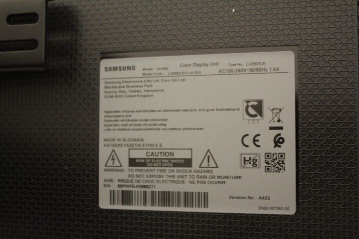 602994-8 TV Samsung LH55DCE 55 "with wall mount