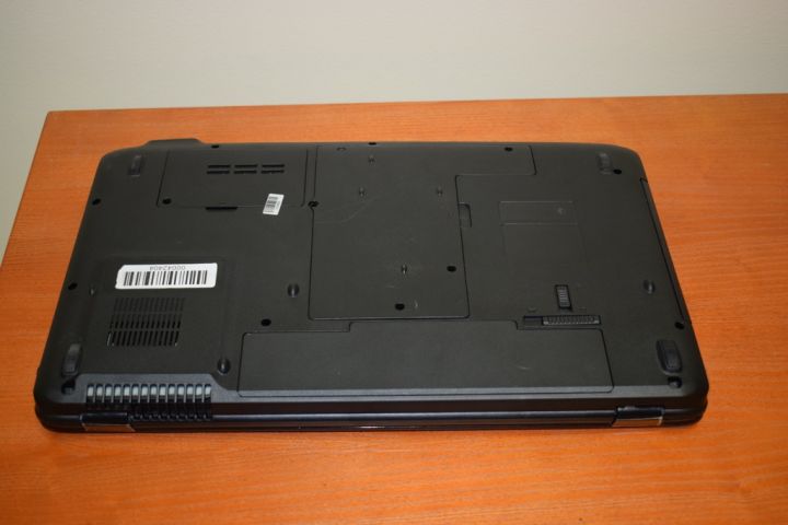 613119-8 ACER Aspire 5738Z, NR2