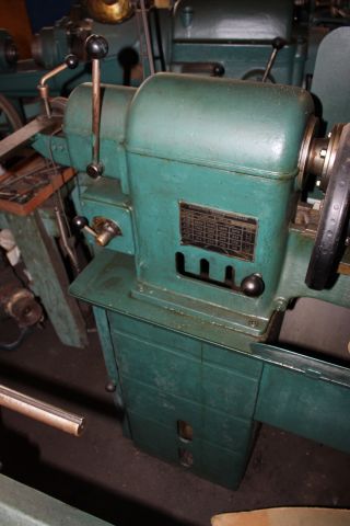 612512-7 Svarv med kapmaskin Blomqvist R22/25