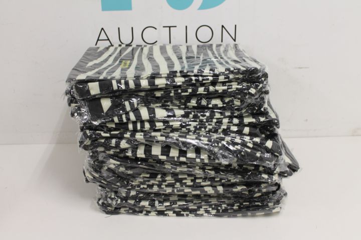 551052-1 Superday Fitness bag / Gym bag Zebra colored 89 pcs NEW!