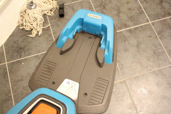 594998-4 Robot mower Gardena R70Li