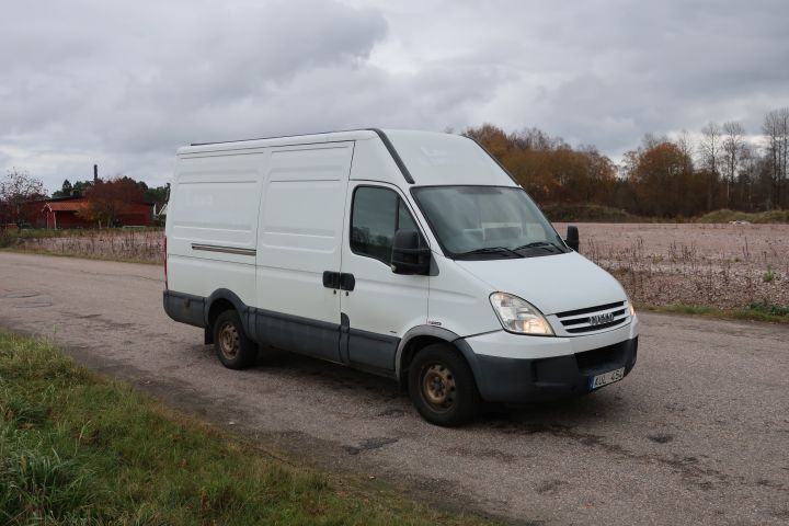613753-3 Truck IVECO DAILY - 2008