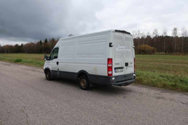 613753-7 Truck IVECO DAILY - 2008