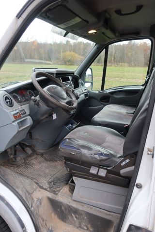 613753-26 Truck IVECO DAILY - 2008