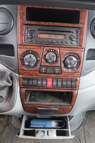 613753-31 Truck IVECO DAILY - 2008