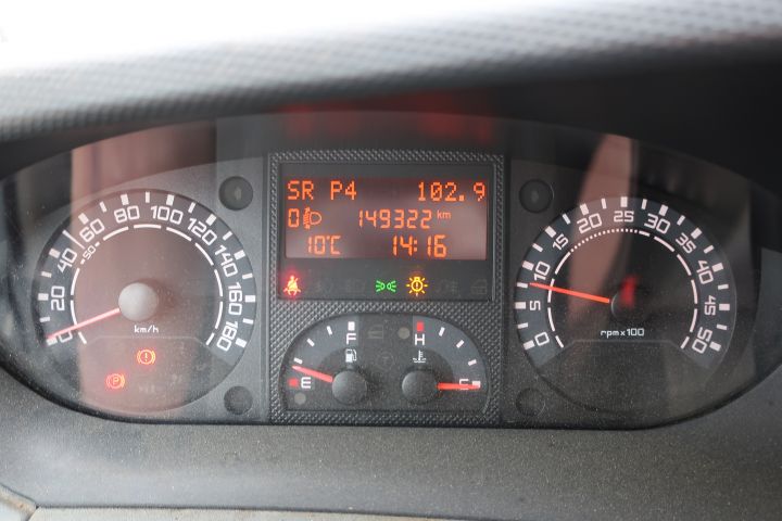 613753-32 Truck IVECO DAILY - 2008