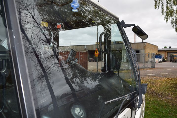 613878-47 Sweeper Scarab Minor (4043 h / 3841 miles) high lift & fast 70 km / h