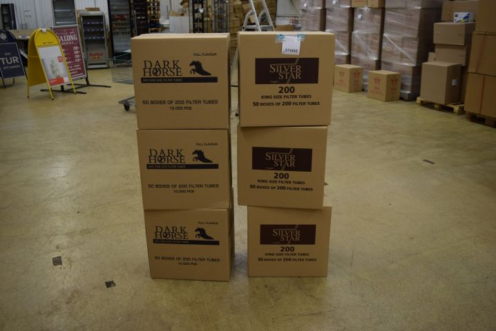 571832-4 Filter sleeves Dark Horse & Silver Star 300 pcs. x 200 (60,000 sleeves)