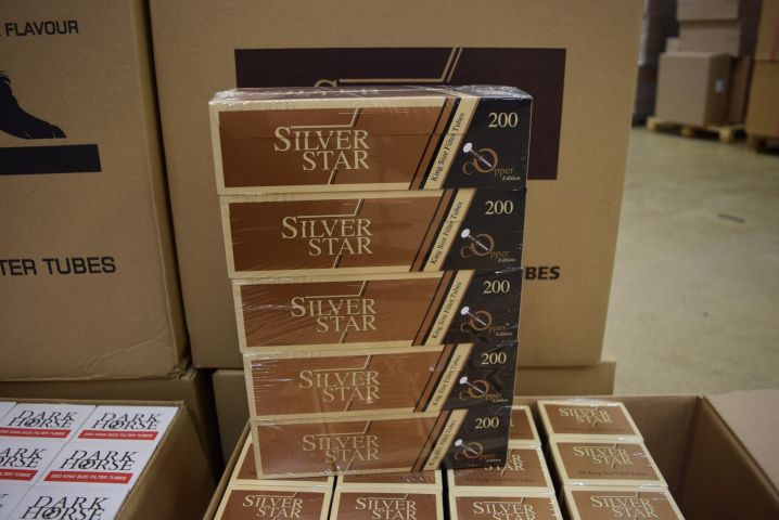 571832-3 Filter sleeves Dark Horse & Silver Star 300 pcs. x 200 (60,000 sleeves)