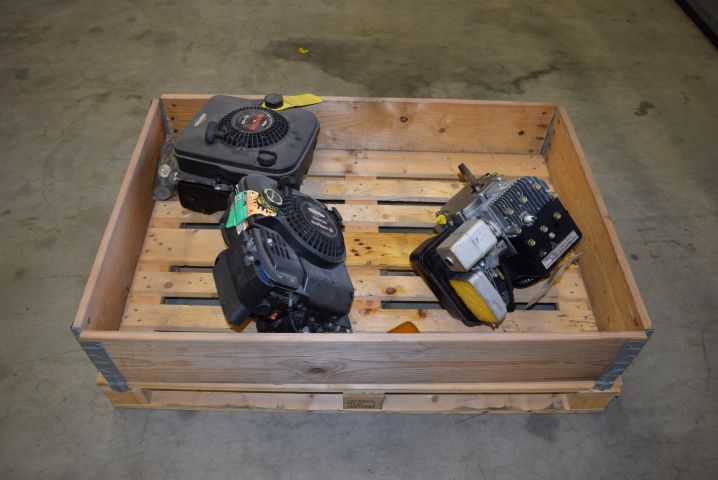 571877-1 Lawn mower motors, 3 pcs