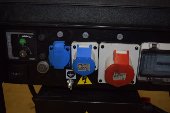 571892-6 Diesel power plant SDMO Diesel 15000 TE XL (124h)