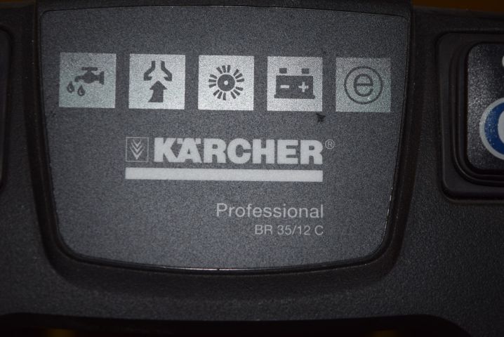 571912-8 Kärcher Professional BR 35/12 C combination scrubber