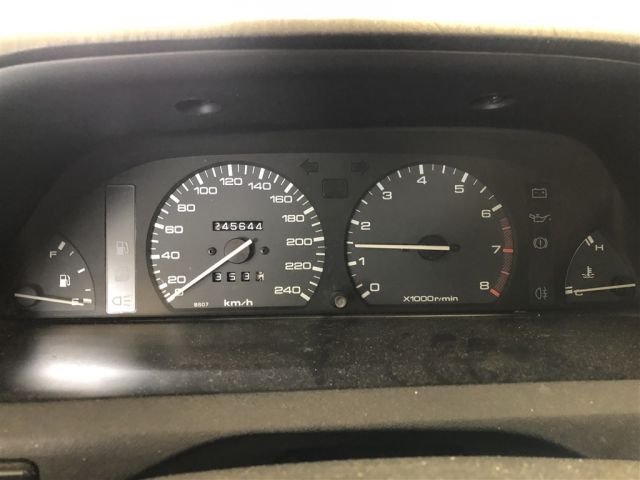 554945-5 Mazda 323 Sedan 1.3 Manual, 73hp, 1995