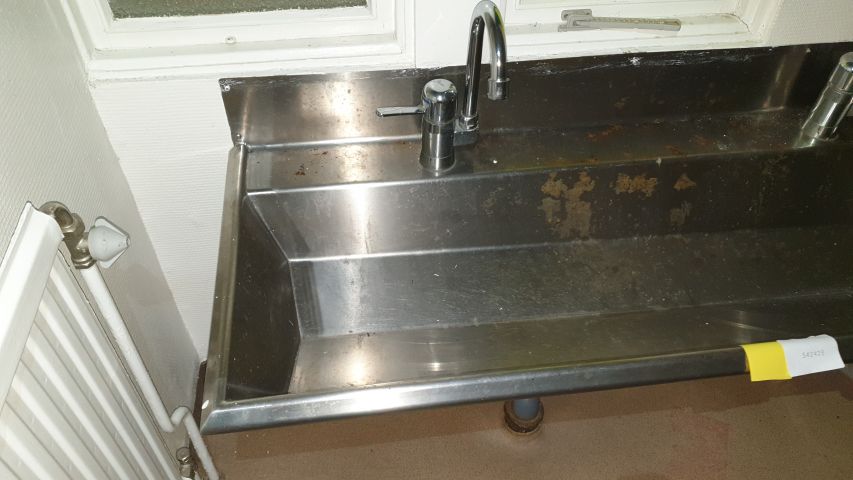 542423-2 Tvättränna, rostfri med blandare