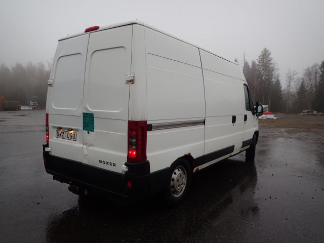 607206-5 Peugeot Boxer 350 lh. UWZ 093 - 04