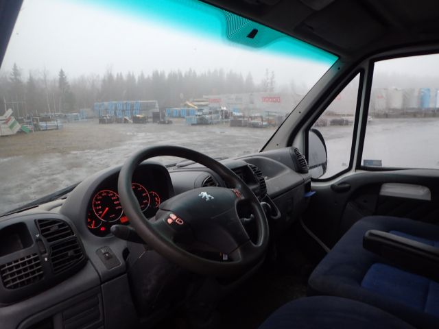 607206-12 Peugeot Boxer 350 lh. UWZ 093 - 04