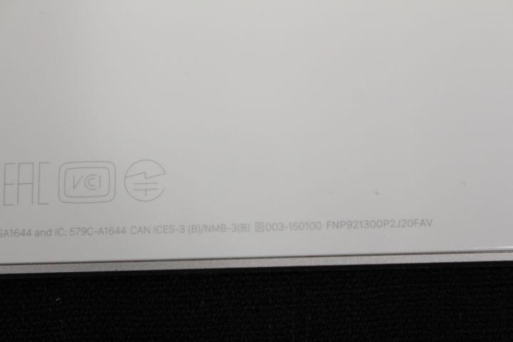 602463-11 Apple iMac 27 "Retina 5K -19 with Keyboard and Computer Mouse