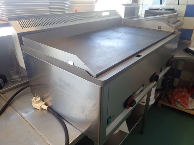 578102-5 Frying table Redfox FTH90EL