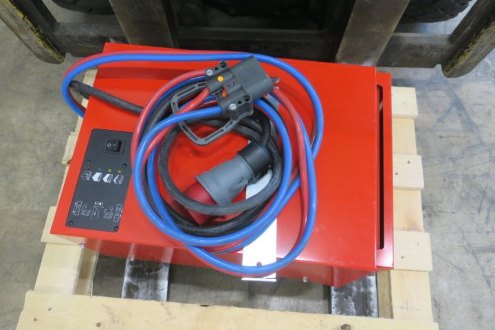 596732-11 Electric forklift TCM FBL 15