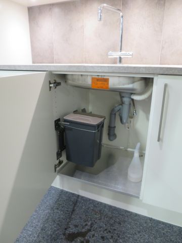 615016-14 Exhibition kitchen with appliances Marbodal Kök