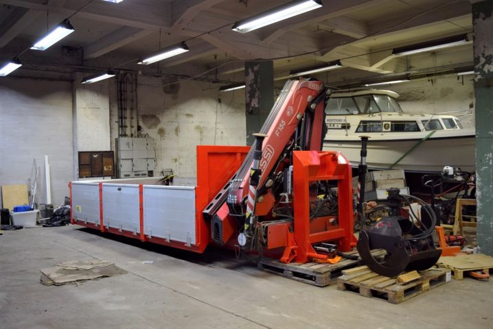 615072-1 Crane flat CMT (Fassi F155 crane with grip) - 2007