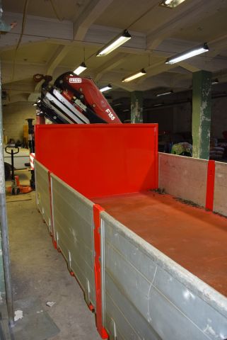 615072-9 Crane flat CMT (Fassi F155 crane with grip) - 2007