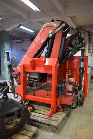 615072-13 Crane flat CMT (Fassi F155 crane with grip) - 2007