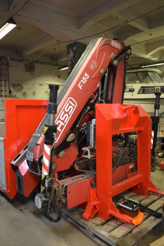 615072-20 Crane flat CMT (Fassi F155 crane with grip) - 2007