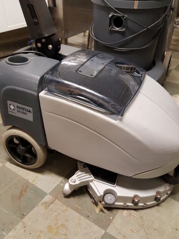 615228-2 Combi scrubber from Nilfisk SC350 (Repair object)