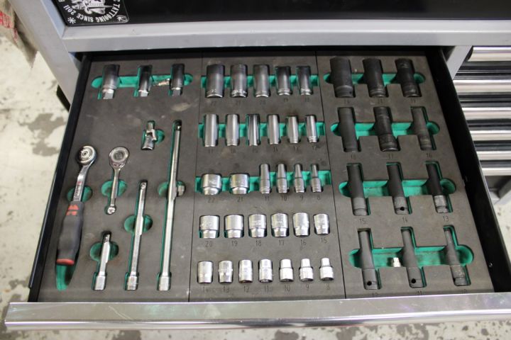 605415-4 Verktygsvagn med verktyg Kamasa Tools