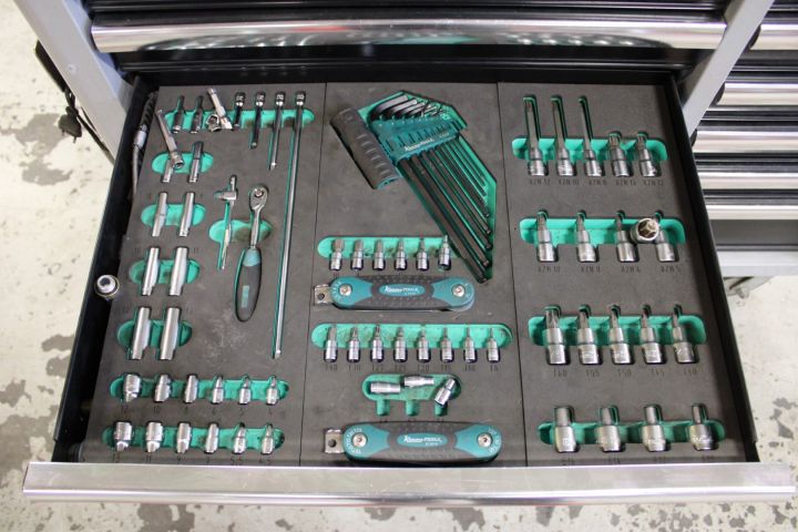 605415-6 Verktygsvagn med verktyg Kamasa Tools