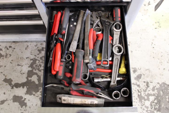 605415-14 Verktygsvagn med verktyg Kamasa Tools